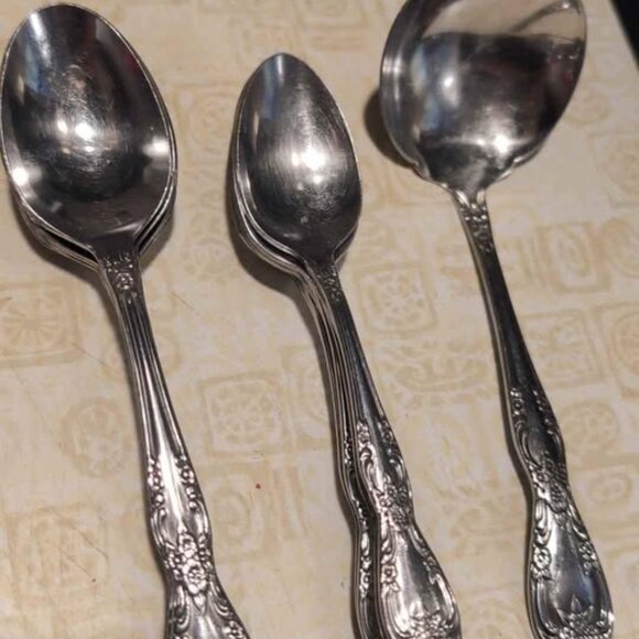 Onida Profile Gavelston Silverware Set - Picture 3 of 8